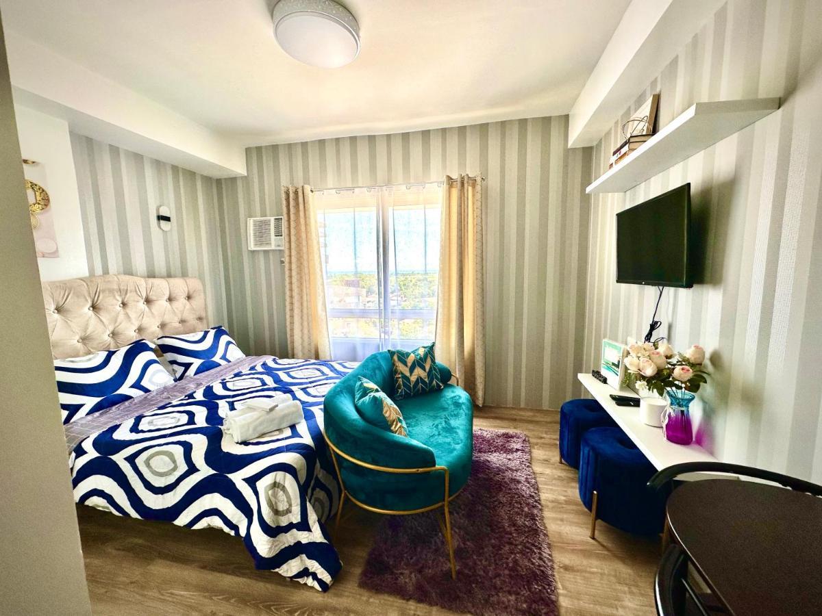 Lovely Studio Condominiums At Mesavirre Garden Residences באקולוד מראה חיצוני תמונה