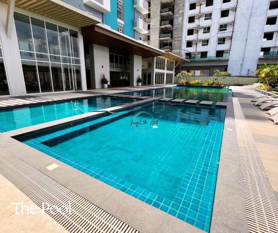Lovely Studio Condominiums At Mesavirre Garden Residences באקולוד מראה חיצוני תמונה