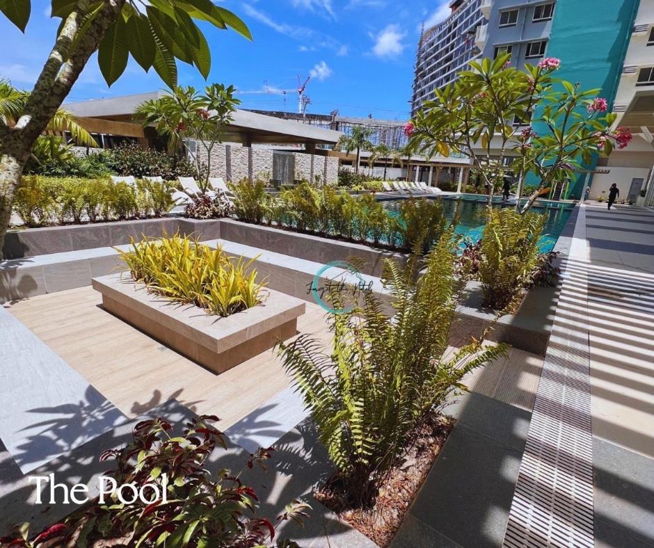 Lovely Studio Condominiums At Mesavirre Garden Residences באקולוד מראה חיצוני תמונה