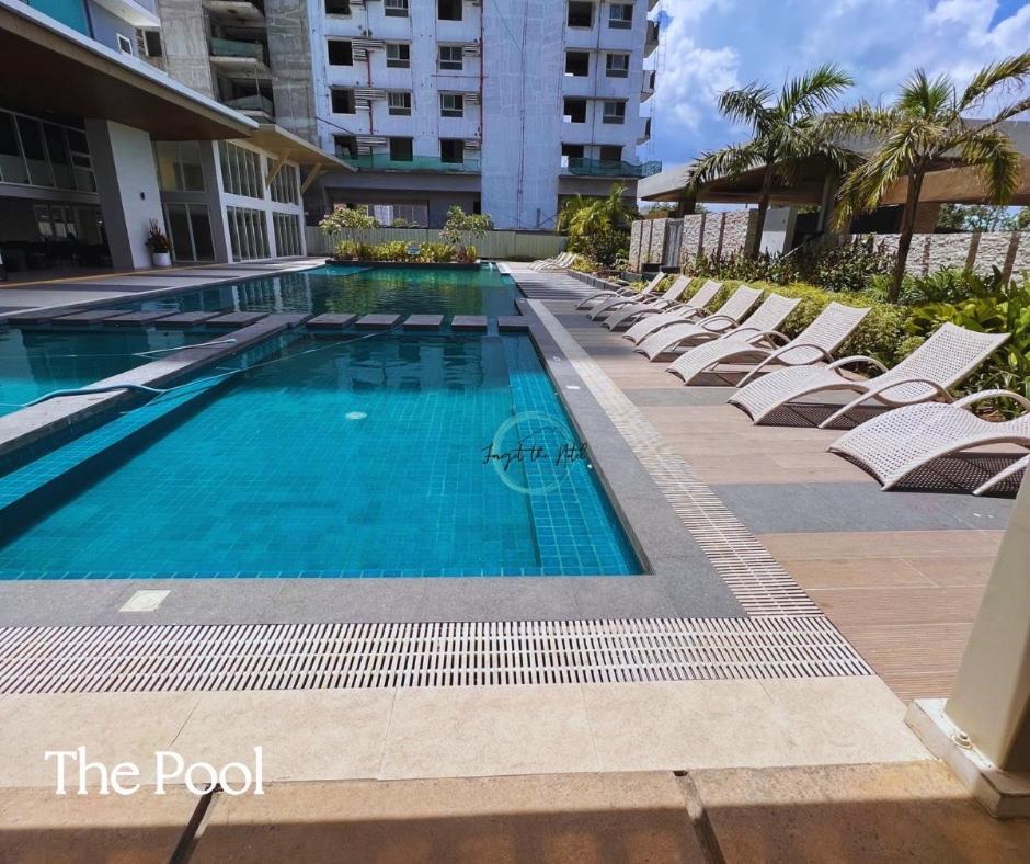 Lovely Studio Condominiums At Mesavirre Garden Residences באקולוד מראה חיצוני תמונה
