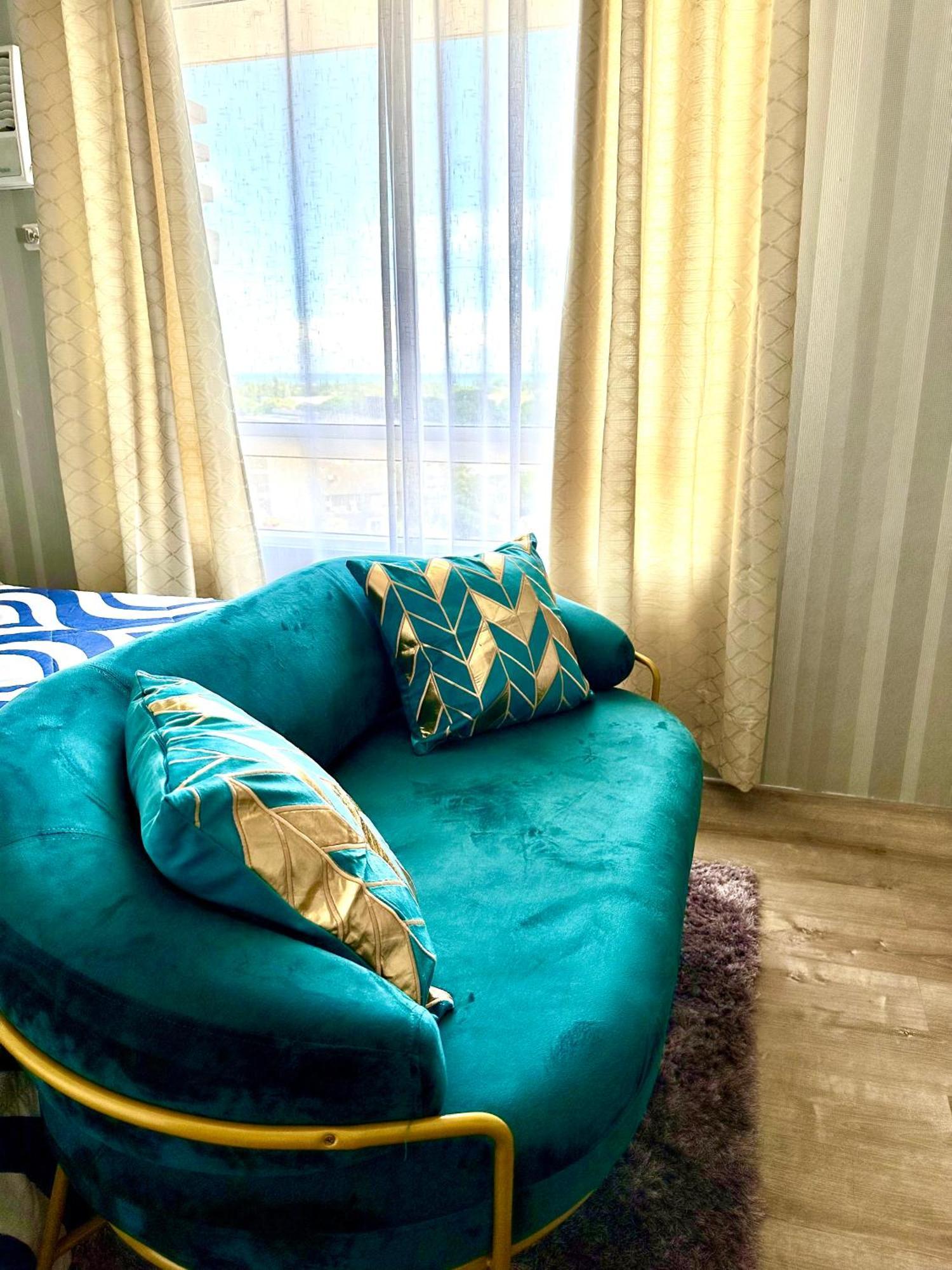 Lovely Studio Condominiums At Mesavirre Garden Residences באקולוד מראה חיצוני תמונה